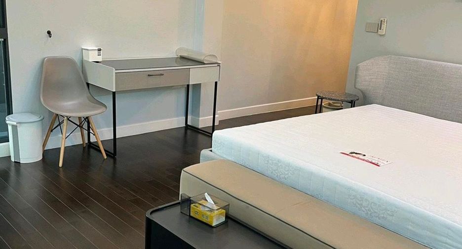 For rent 8 bedrooms house in Bang Kapi, Bangkok
