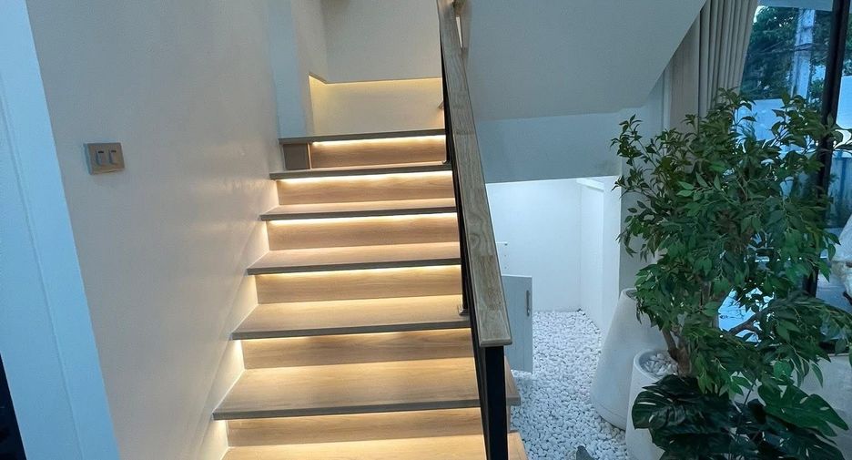 For sale 3 bedrooms house in Bueng Kum, Bangkok