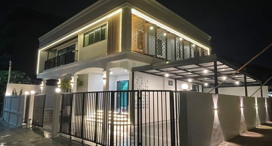 For sale 3 bedrooms house in Bueng Kum, Bangkok