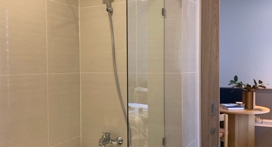 For sale 2 bedrooms condo in Khlong Toei, Bangkok