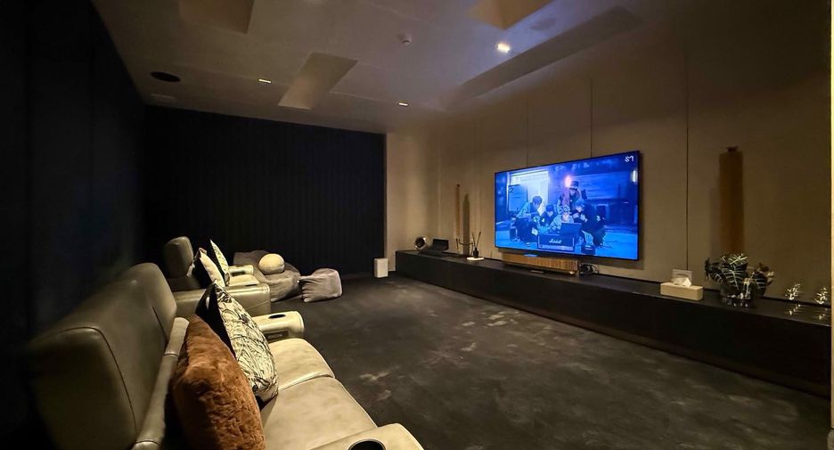 For sale 2 bedrooms condo in North Pattaya, Pattaya