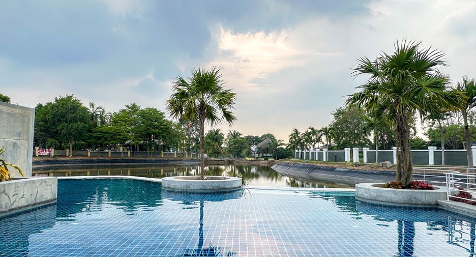 For sale 3 bedrooms house in East Pattaya, Pattaya