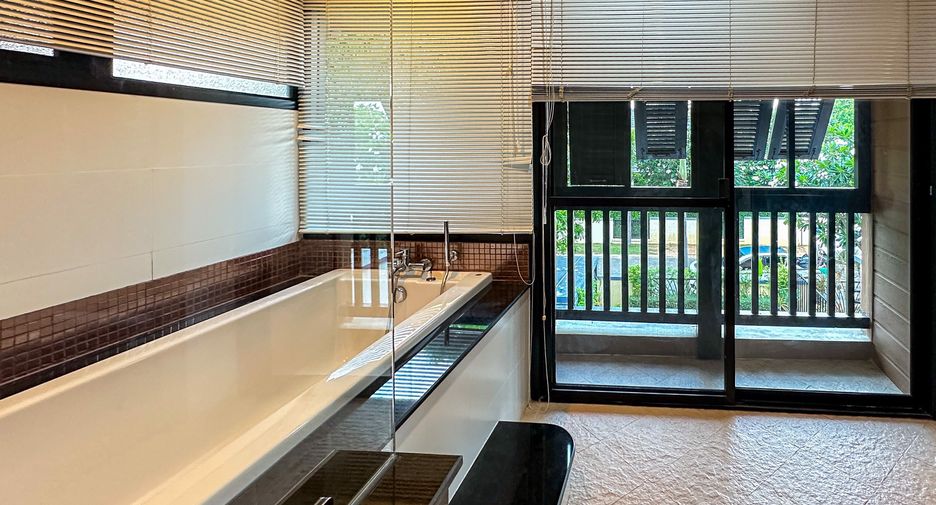 For sale 3 bedrooms house in East Pattaya, Pattaya