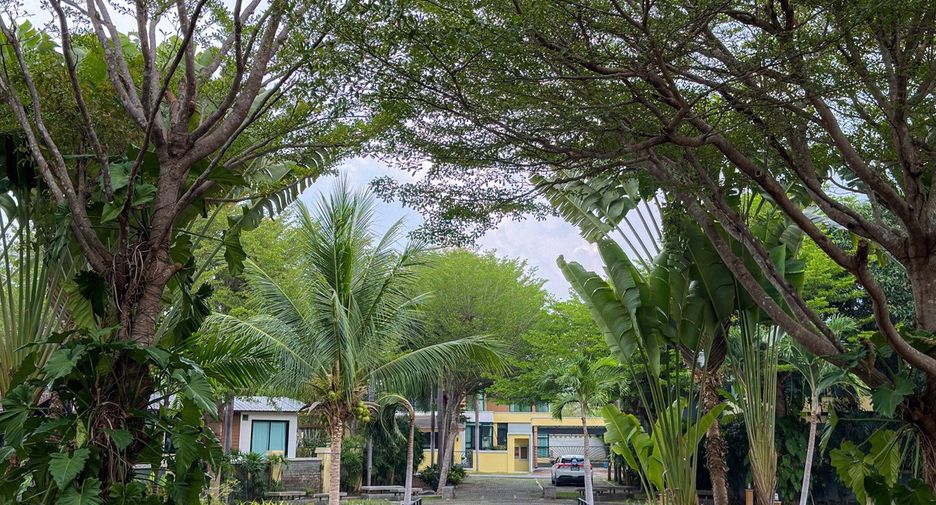 For sale 3 bedrooms house in East Pattaya, Pattaya