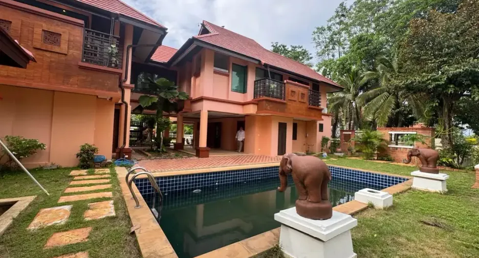 出售 4 卧室 独立屋 在 San Sai, Chiang Mai
