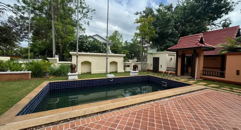 出售 4 卧室 独立屋 在 San Sai, Chiang Mai