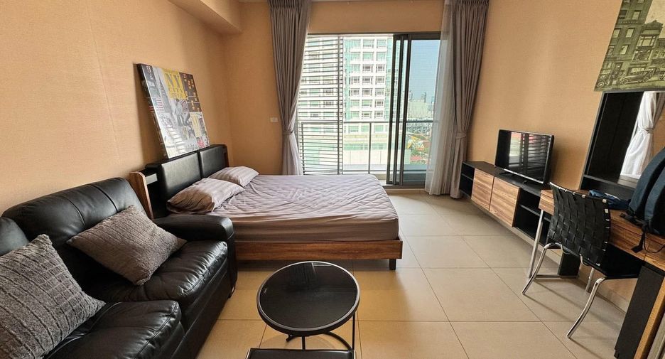 For rent 1 bed condo in Khlong Toei, Bangkok