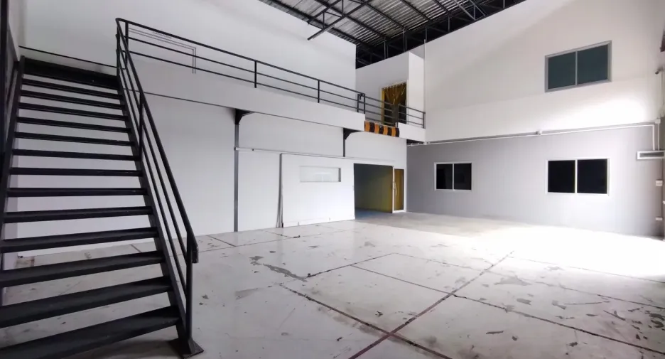 For rent warehouse in Bang Kapi, Bangkok
