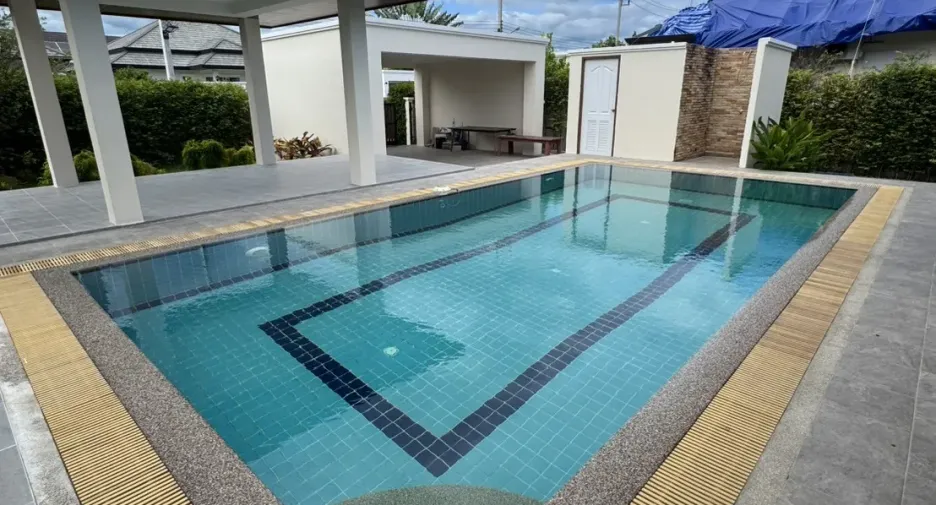 For rent 3 bedrooms villa in Cha Am, Phetchaburi