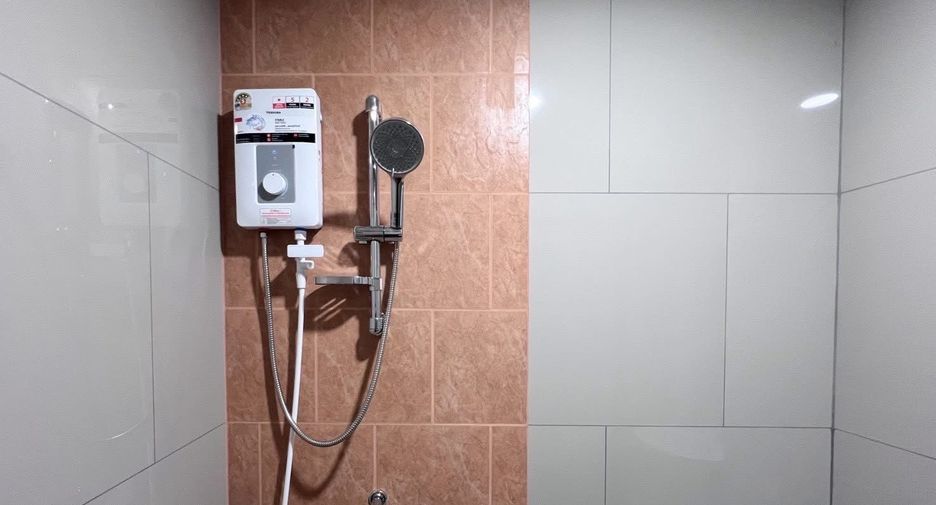 For rent studio condo in Chom Thong, Bangkok