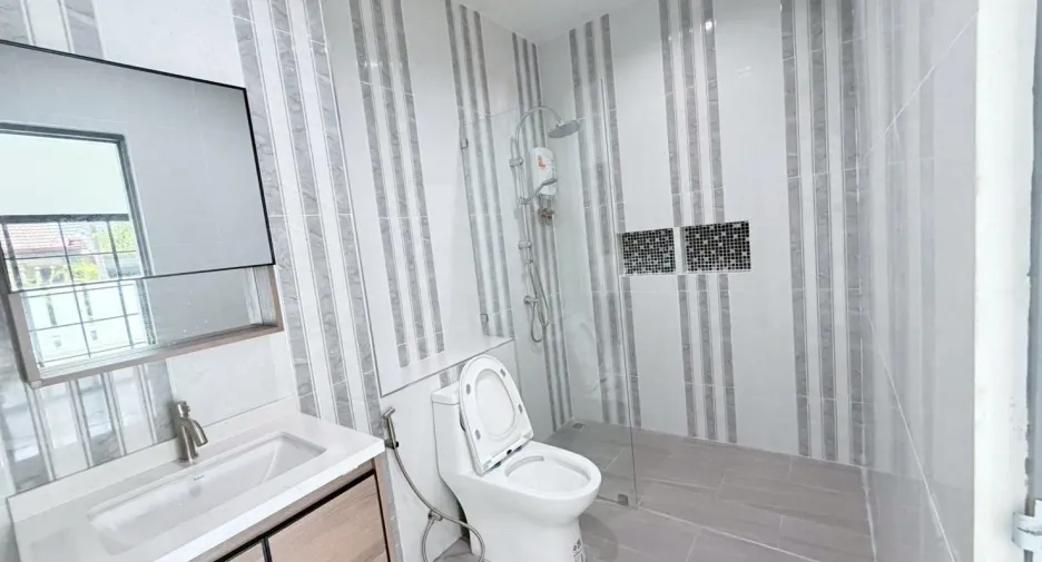 Casa en venta de 3 habitaciones en Mueang Phuket, Phuket