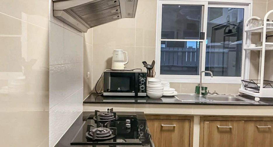 For rent 4 bedrooms house in Mueang Phuket, Phuket