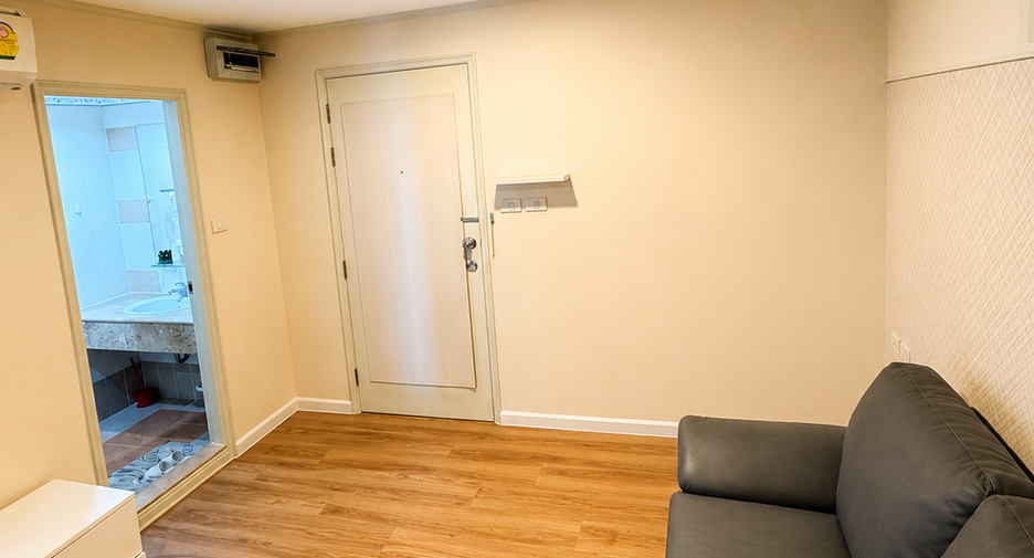 For sale 1 bed condo in Bang Kho Laem, Bangkok