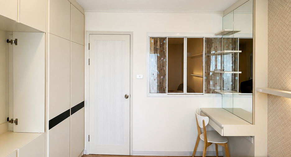 For sale 1 bed condo in Bang Kho Laem, Bangkok