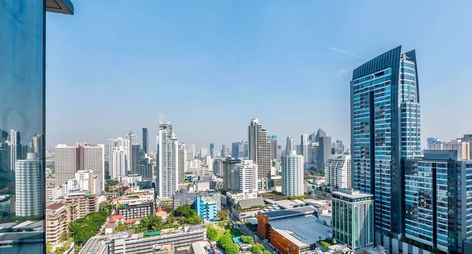 For sale and for rent 2 bedrooms condo in Khlong Toei, Bangkok