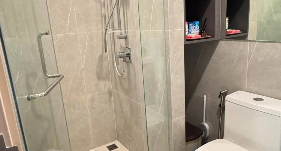 Wohnung zur Miete mit 1 Zimmer in Huai Khwang, Bangkok