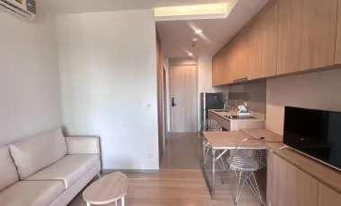 For rent studio condo in Phaya Thai, Bangkok
