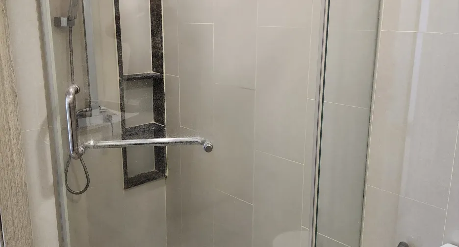 For rent 1 bed condo in Pratumnak, Pattaya