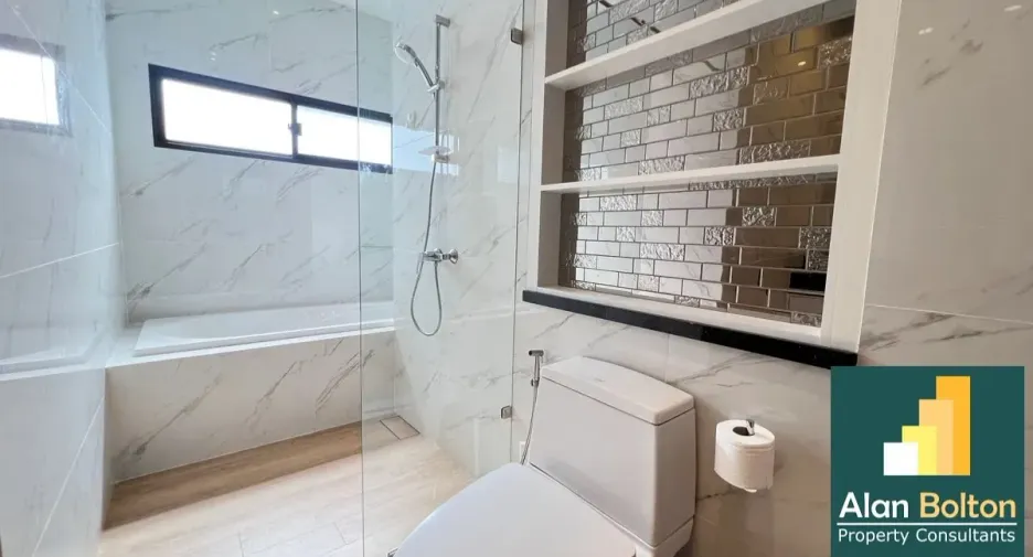 For rent 3 bedrooms house in Bang Lamung, Chonburi
