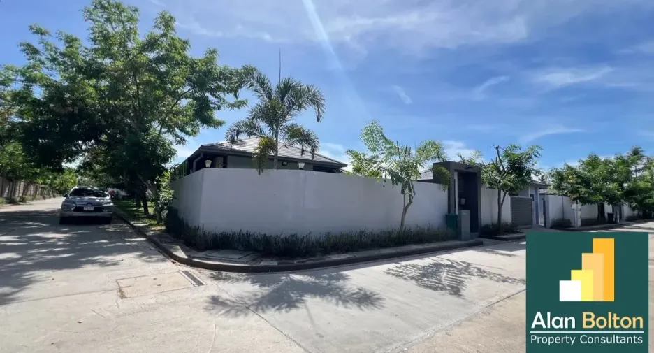 For rent 3 bedrooms house in Bang Lamung, Chonburi