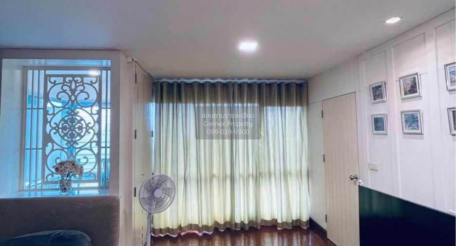 For sale 2 bedrooms condo in Chatuchak, Bangkok