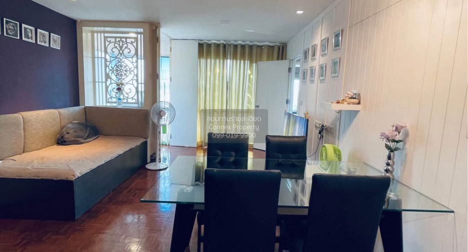 For sale 2 bedrooms condo in Chatuchak, Bangkok