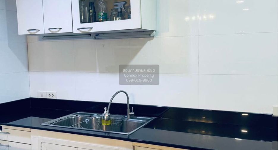 For sale 2 bedrooms condo in Chatuchak, Bangkok