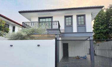 Haus zum Kauf mit 4 Zimmer in Sai Mai, Bangkok