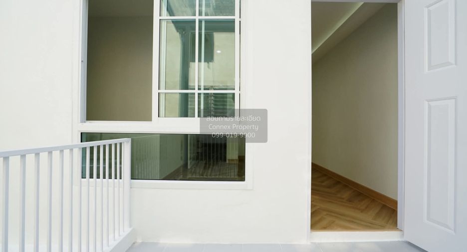 For sale 3 bedrooms townhouse in Thung Khru, Bangkok