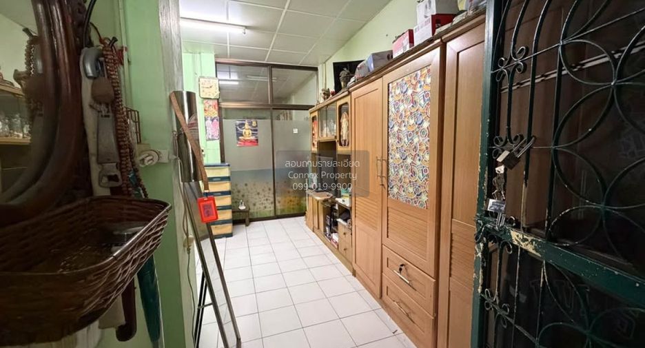 Продажа 3 спальни таунхаус в Банг Ламунг, Чонбури