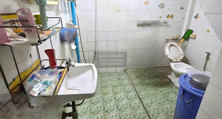 Продажа 3 спальни таунхаус в Банг Ламунг, Чонбури