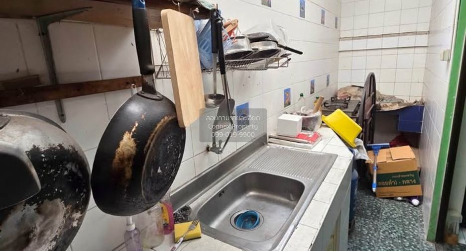 Продажа 3 спальни таунхаус в Банг Ламунг, Чонбури