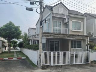 For sale 3 ベッドルーム house in Bang Na, Bangkok
