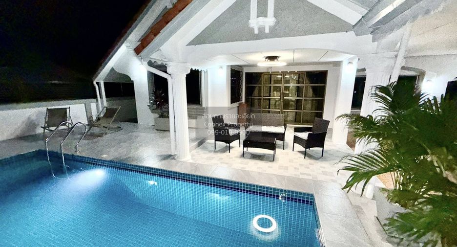 For sale 4 bedrooms house in East Pattaya, Pattaya