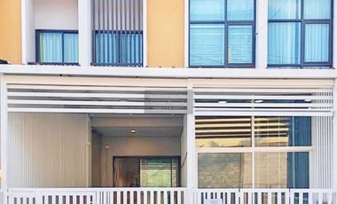 For sale 3 bedrooms townhouse in East Pattaya, Pattaya