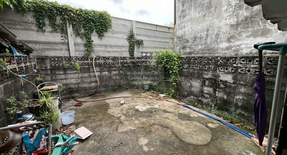 For sale 1 bed townhouse in Bang Phli, Samut Prakan