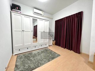 Casa adosada en venta de 3 habitaciones en Bang Phli, Samut Prakan