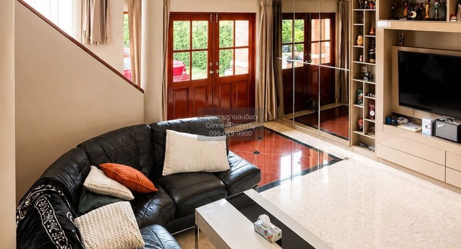 For sale 4 bedrooms house in Taling Chan, Bangkok