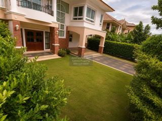 Haus zum Kauf mit 4 Zimmer in Taling Chan, Bangkok