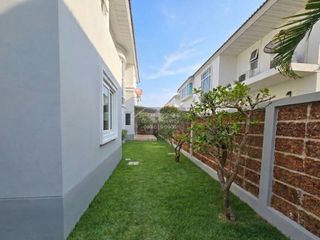 For sale 4 bedrooms house in Thawi Watthana, Bangkok