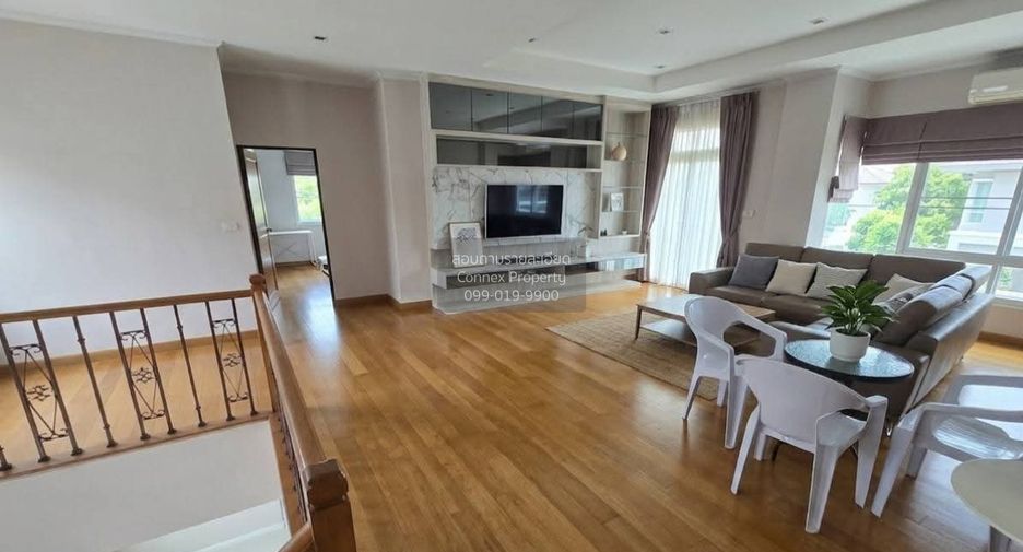 For sale 4 bedrooms house in Thawi Watthana, Bangkok