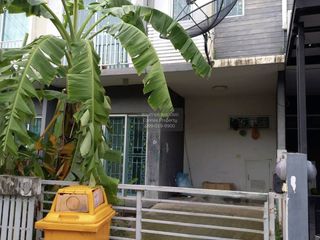 For sale 3 bedrooms townhouse in Bang Phli, Samut Prakan