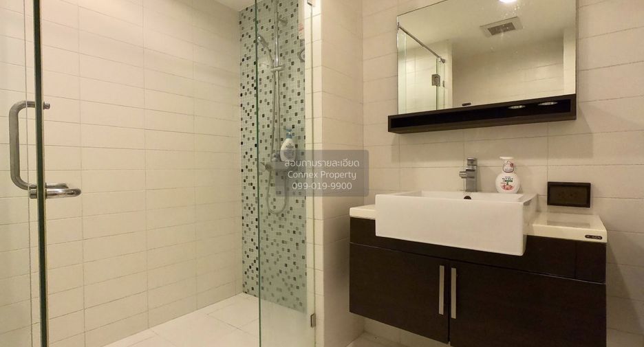 For sale 2 bedrooms condo in Phaya Thai, Bangkok