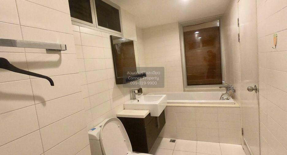 For sale 2 bedrooms condo in Phaya Thai, Bangkok