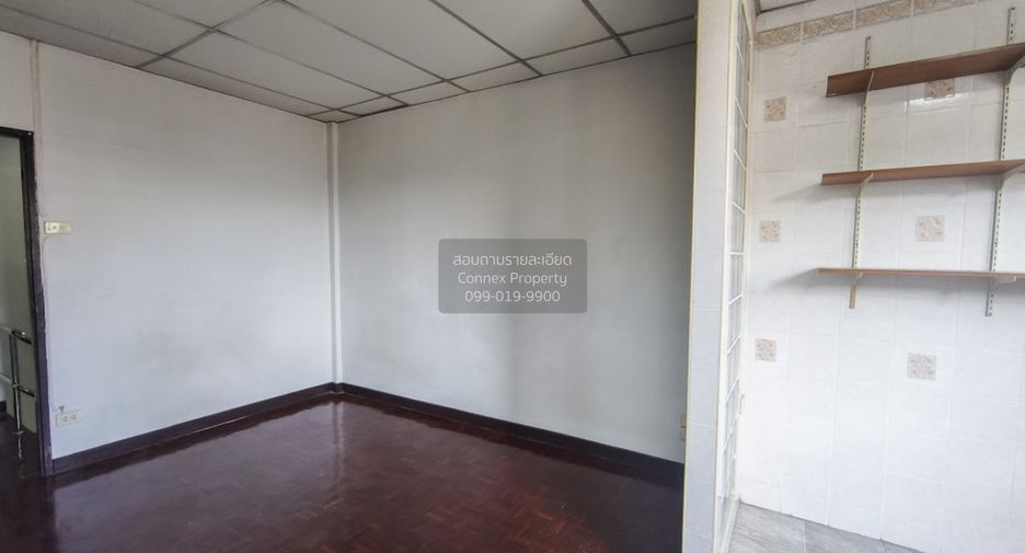 For sale 2 bedrooms townhouse in Mueang Nonthaburi, Nonthaburi