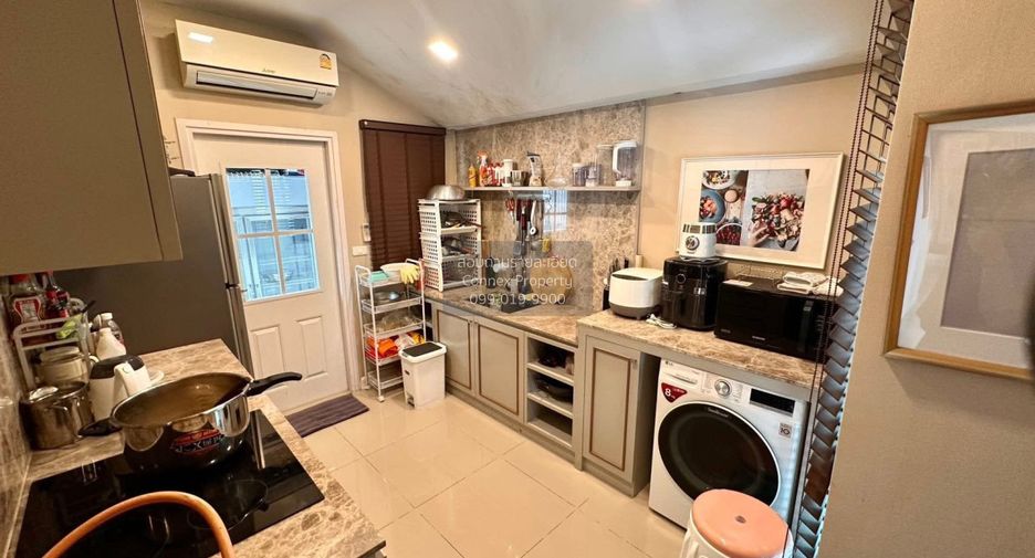 For sale 8 bedrooms house in Saphan Sung, Bangkok