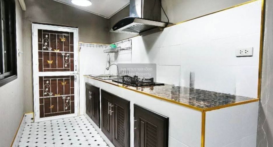 For sale 3 bedrooms house in Thanyaburi, Pathum Thani