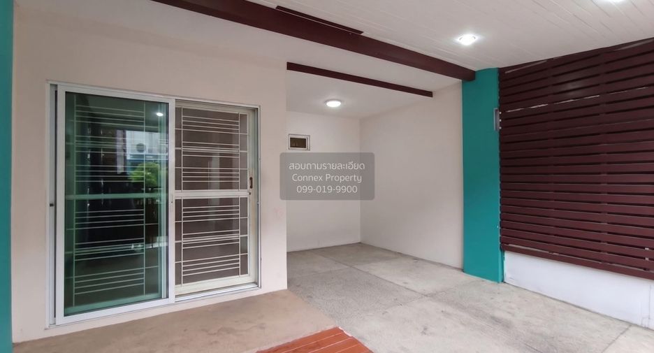 For sale 3 bedrooms townhouse in Khlong Sam Wa, Bangkok