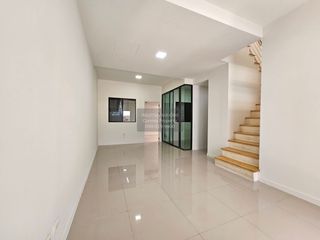 For sale 3 bedrooms townhouse in Bang Khae, Bangkok