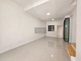 For sale 3 bedrooms townhouse in Bang Khae, Bangkok
